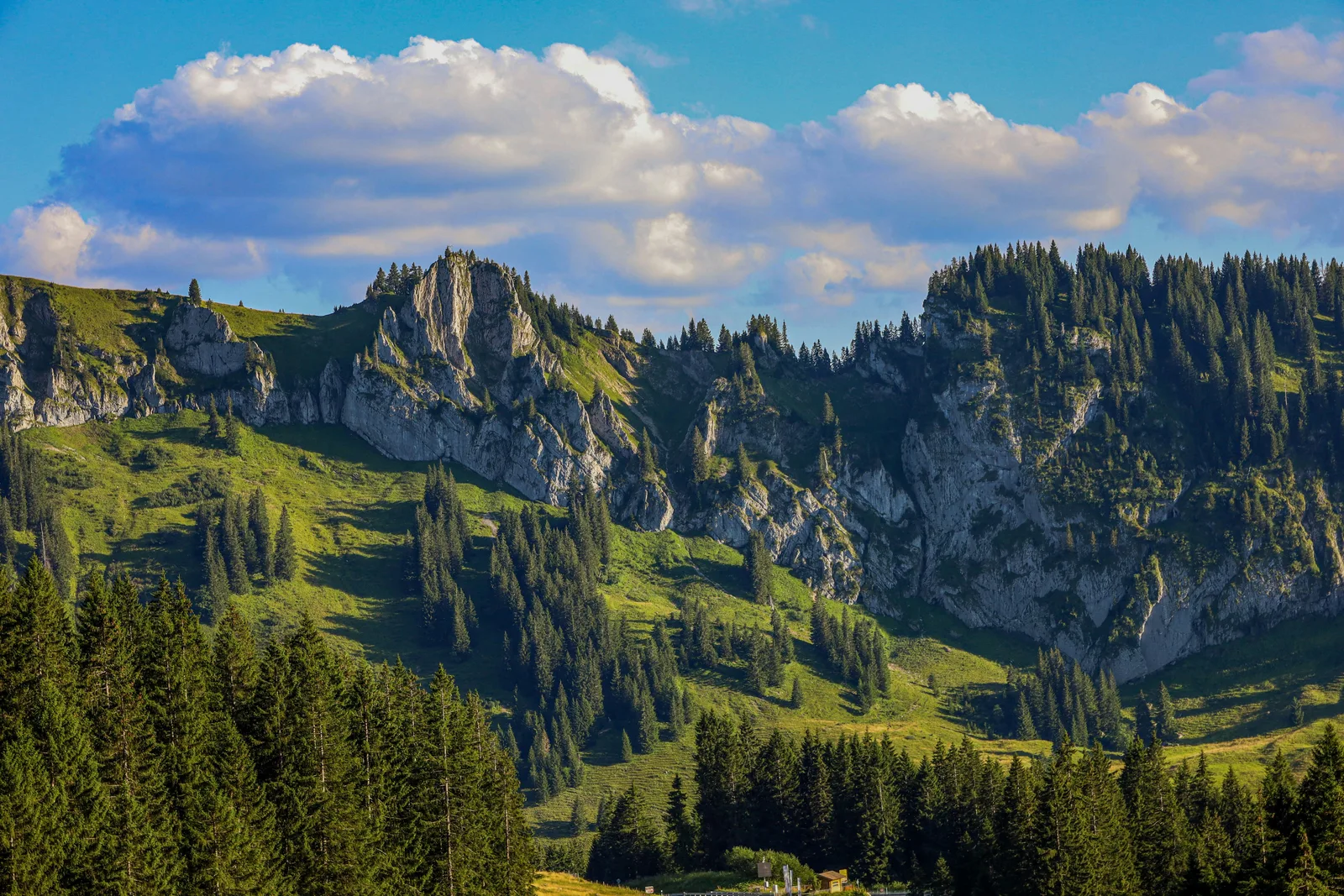 Mountain landscape representing a clear view across the finance operation